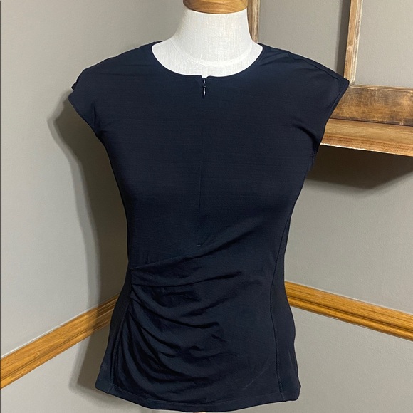 Athleta Tops - Athleta quarter zip sleeveless Black Top with rouching size medium